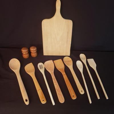 Calphalon, World Market Wooden Spoons,  Cutting Board, and More (D-KD)