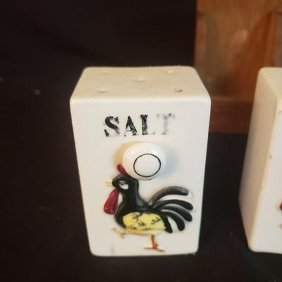 Wooden Bread Box, Letter Rack, and Spices (D-KD)