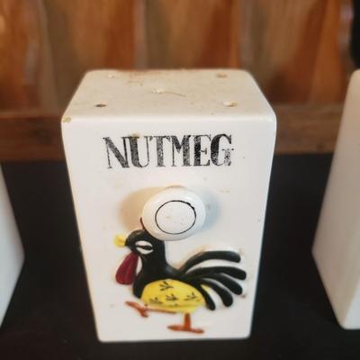 Wooden Bread Box, Letter Rack, and Spices (D-KD)