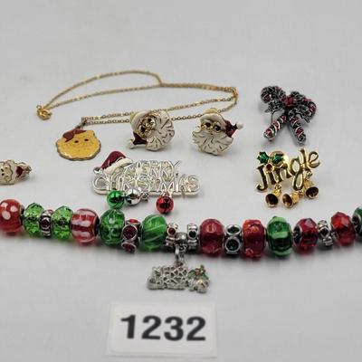 Christmas Mixed Jewelry Lot