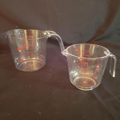 Pyrex and Anchor Hocking Glass Measuring Cups and More (D-KD)