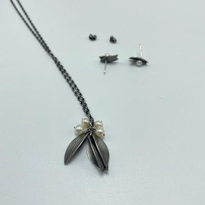 Six Earring & Jewelry Sets (B2-SS)