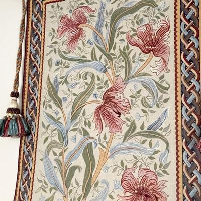 â€œFleurs de William ~ Tapestry