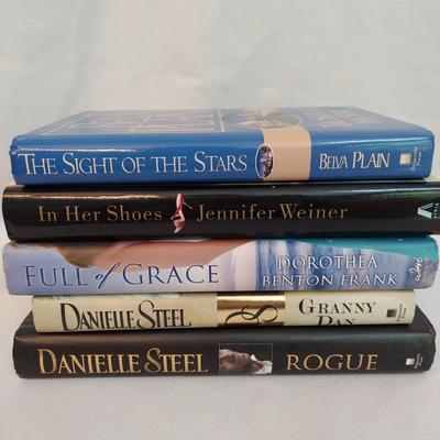 Nicholas Sparks, Danielle Steel & More Novels (BR1-BBL)