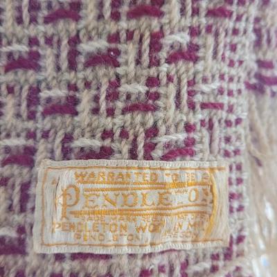 L8: Vintage PENDLETON Burgundy & Cream Tgrow Blanket