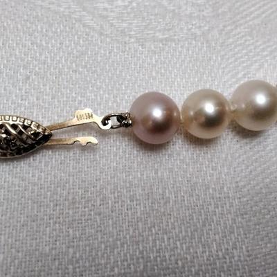Shades of Champagne Pearls 18" Necklace 14K Clasp