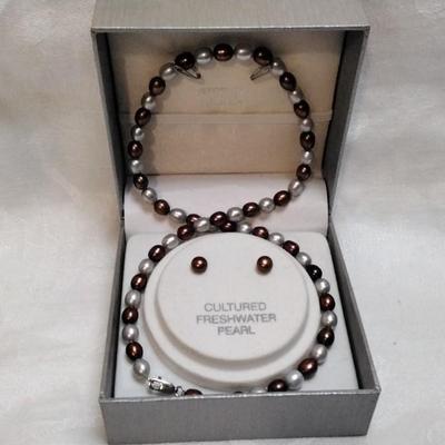 6 mm Cranberry and Silver Cultured Freshwater Pearl Set