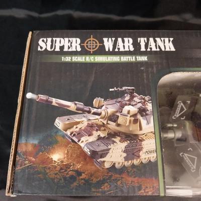 NIB REMOTE CONTROL SUPER WAR TOY TANK