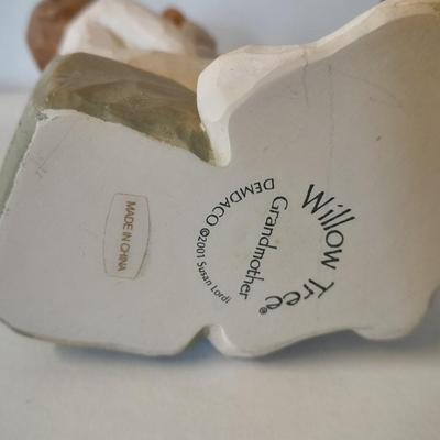 Willow tree Grandmother Figure and Willow tree Hug plaque with Grandchildren wooden sign