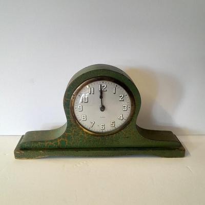 Vintage wind-up Gilbert Mantle clock green art deco gold crackle