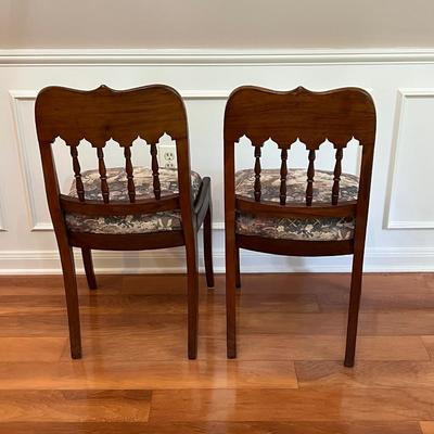 Pair (2) ~ Mahogany Victorian Chairs