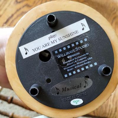 Willieraye Studio Music Box