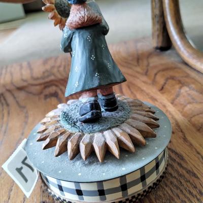 Willieraye Studio Music Box