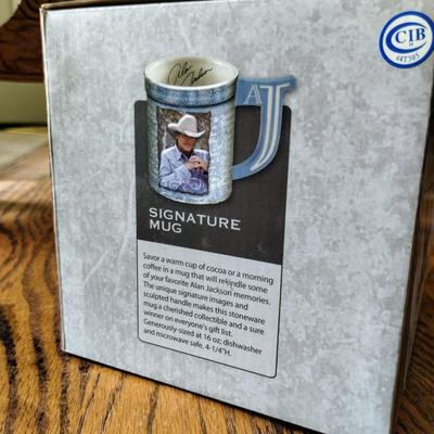 Cracker Barrel Alan Jackson Mug