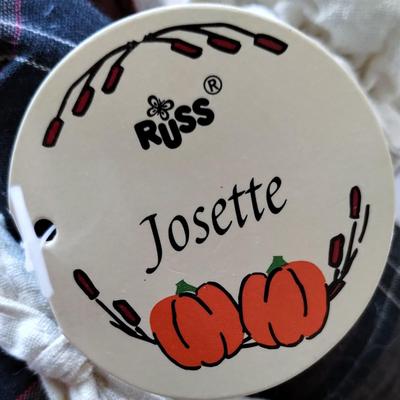 Russ Thanksgiving Bear Josette Holding a Pie