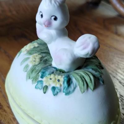 Ceramic Rabbit Trinket Box