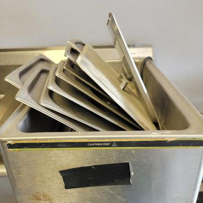 Server warmer with stainless steel lids