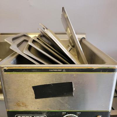 Server warmer with stainless steel lids