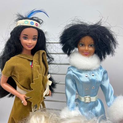 Vintage Barbie/Ken Doll Lot With Clothing *Read Details