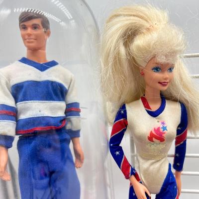 Vintage Barbie/Ken Doll Lot With Clothing *Read Details