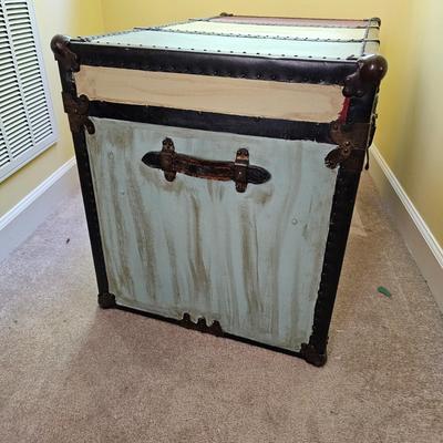 Multi Color Trunk  (BR3-JS)