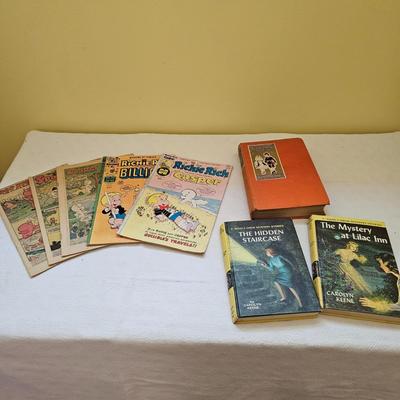 Vintage Comics & Novels  (BR3-JS)
