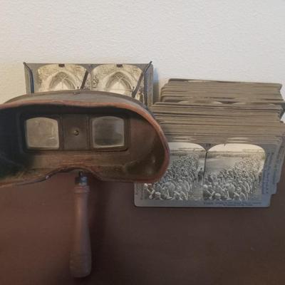 Stereoscope with 90 cards