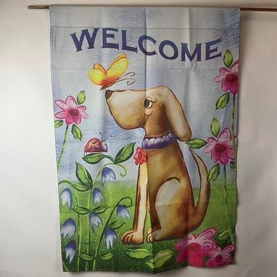 693 Welcome Silkscreen House Flag with Dog from Toland by Karen Embry