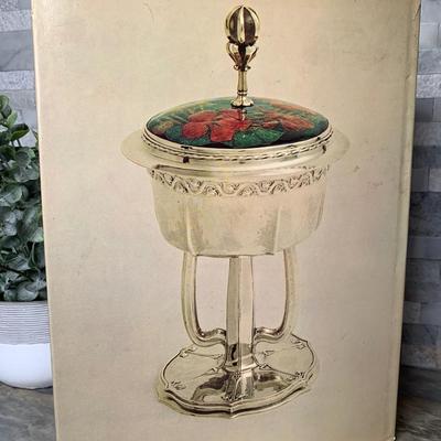 Antique Silver and Silver Collecting Book Hamlyn Publishing 1973 Culme & Strang