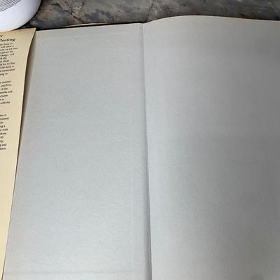 Antique Silver and Silver Collecting Book Hamlyn Publishing 1973 Culme & Strang