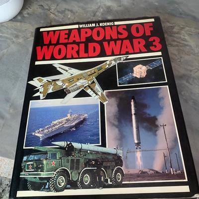 Weapons of World War III by Outlet Book Company Staff (1988, Hardcover)