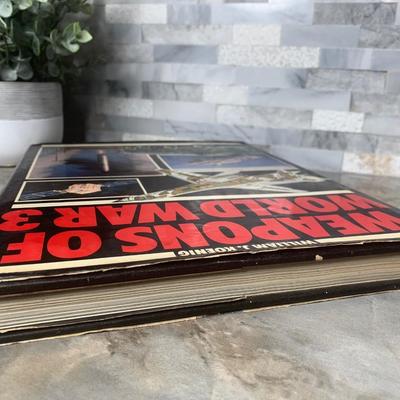 Weapons of World War III by Outlet Book Company Staff (1988, Hardcover)