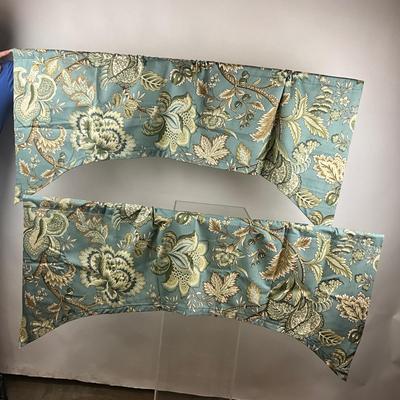 706 Pair of Robert Allen Summerlin / Seafoam Valances