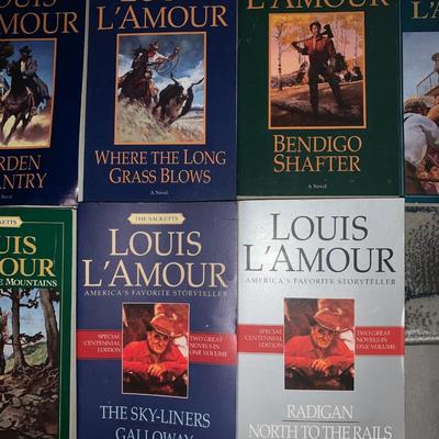lot of 13 paperbook by Author  Louis Lâ€™Amour