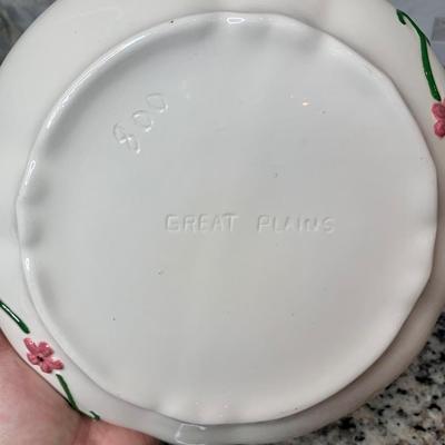 vintage pottery by Great Plains