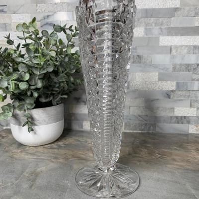 The Byrdes Collection fan 9â€  vase by Hofbauer