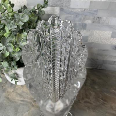 The Byrdes Collection fan 9â€  vase by Hofbauer