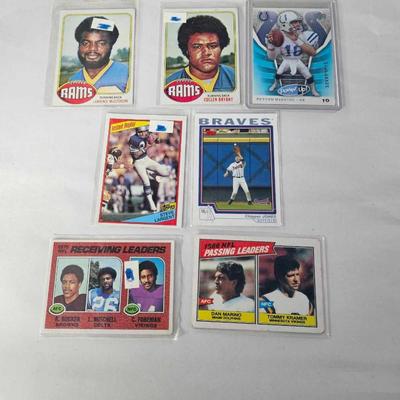 Lot of 7 Trading cards