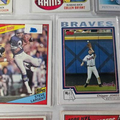 Lot of 7 Trading cards
