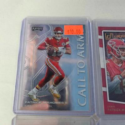 Lot of  5 Patrick Mahomes II Cards