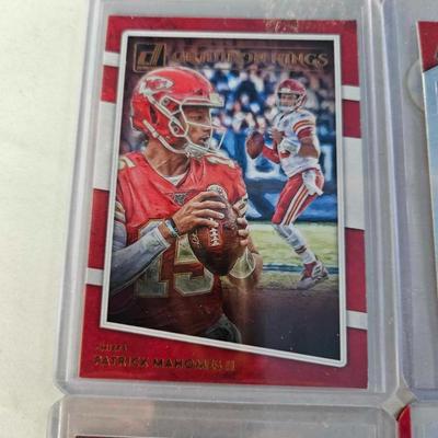 Lot of 5 Patrick Mahomes II cards