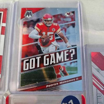 Lot of 5 Patrick Mahomes II cards