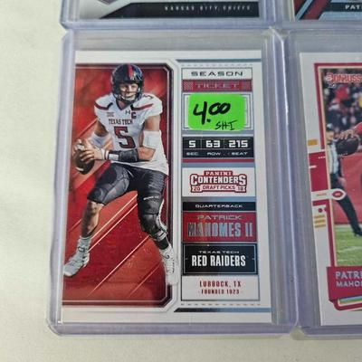 Lot of 5 Patrick Mahomes II cards