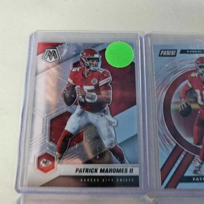 Lot of 5 Patrick Mahomes II cards