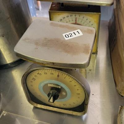 Pound and ounce scales