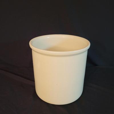 Large Ceramic Jar (K-CE)