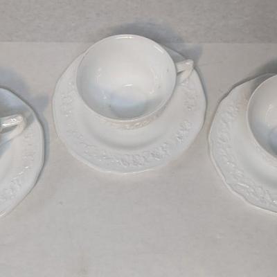 Indiana Glass Orange Blossom Milk Glass Dish Set