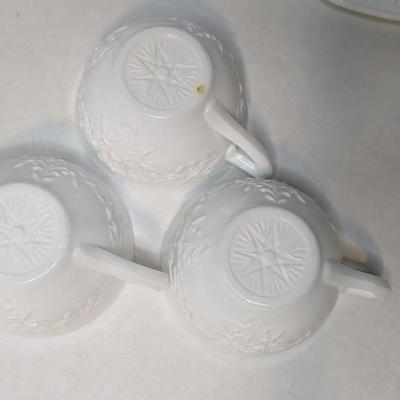 Indiana Glass Orange Blossom Milk Glass Dish Set