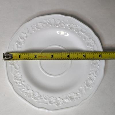 Indiana Glass Orange Blossom Milk Glass Dish Set