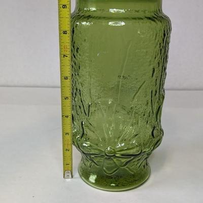 Anchor Hocking Rainflower in Green Apothecary Jar